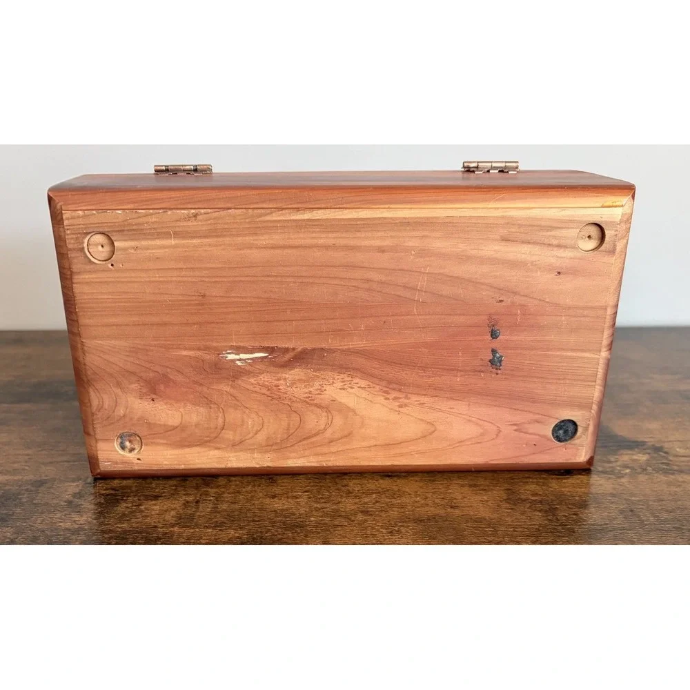 Vintage Lane Mini Cedar Chests Trinket/Jewelry Box, Without Key  Decorative